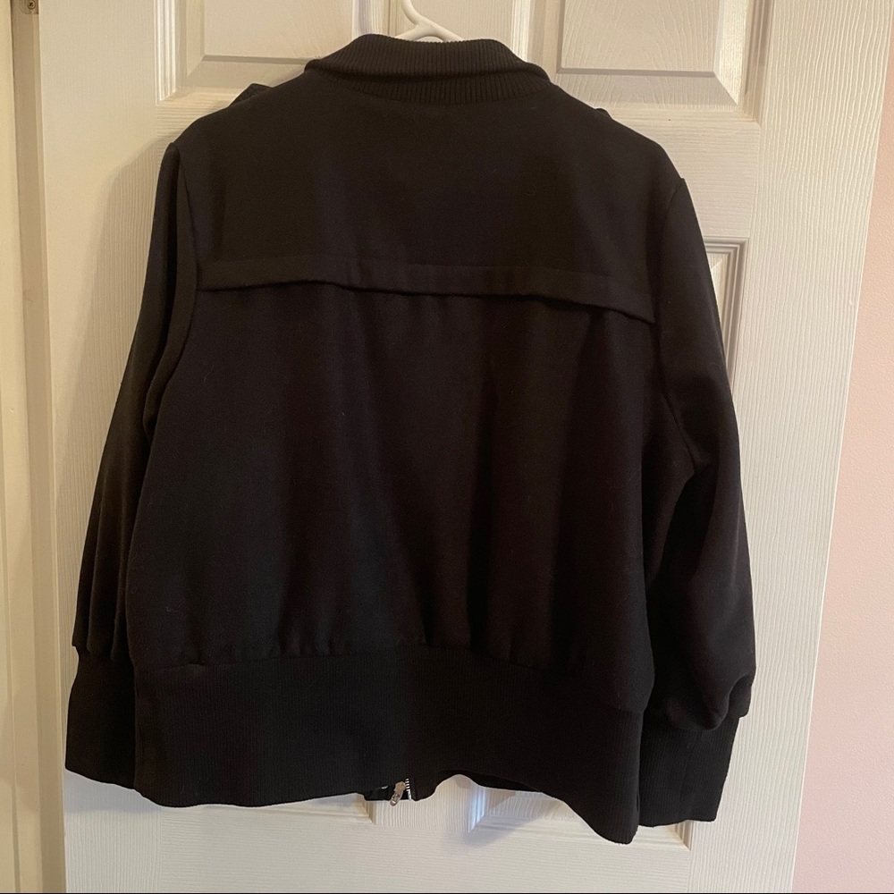 Black Fashion Jacket with Snaps and Pockets - Picture 5 of 6